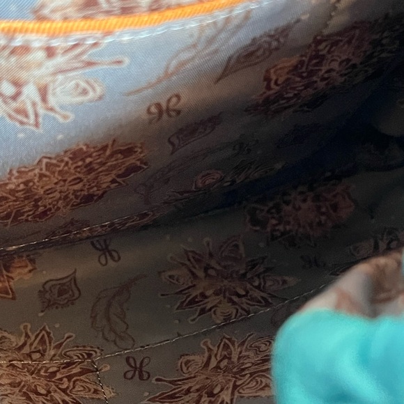 Hobo Leather Magnetic Closure adjustable strap with matching wallet - Picture 5 of 11